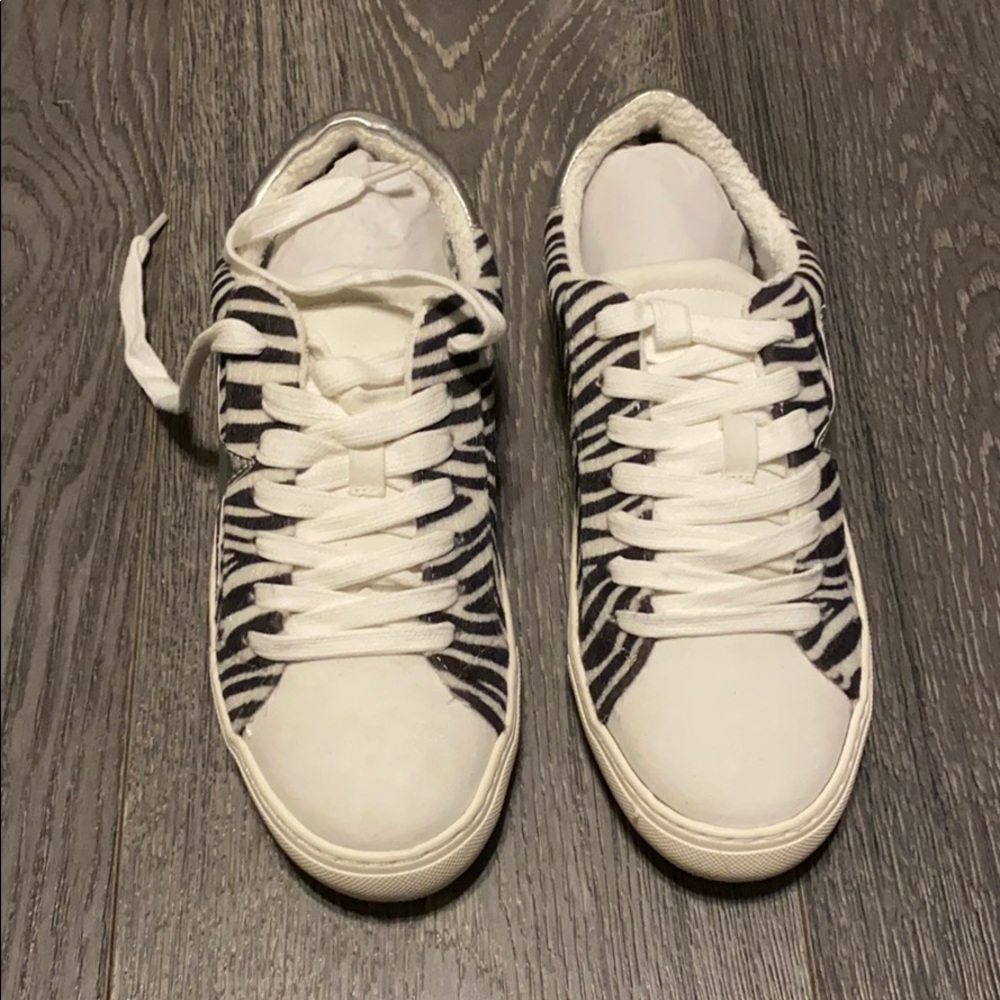Steven by Steve Madden Ramsey zebra sneakers